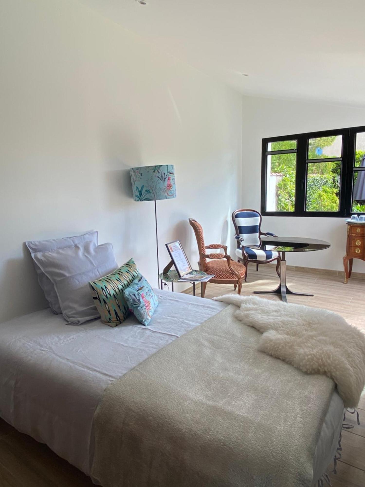 Le 5 Bis Bed & Breakfast Mornac-sur-Seudre Ngoại thất bức ảnh